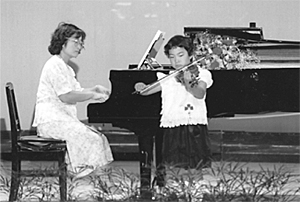 初めてのヴァイオリンの発表会（6歳）